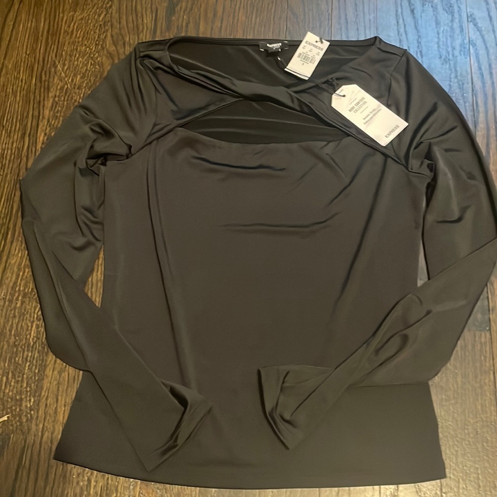 Express Body Contour Shirt